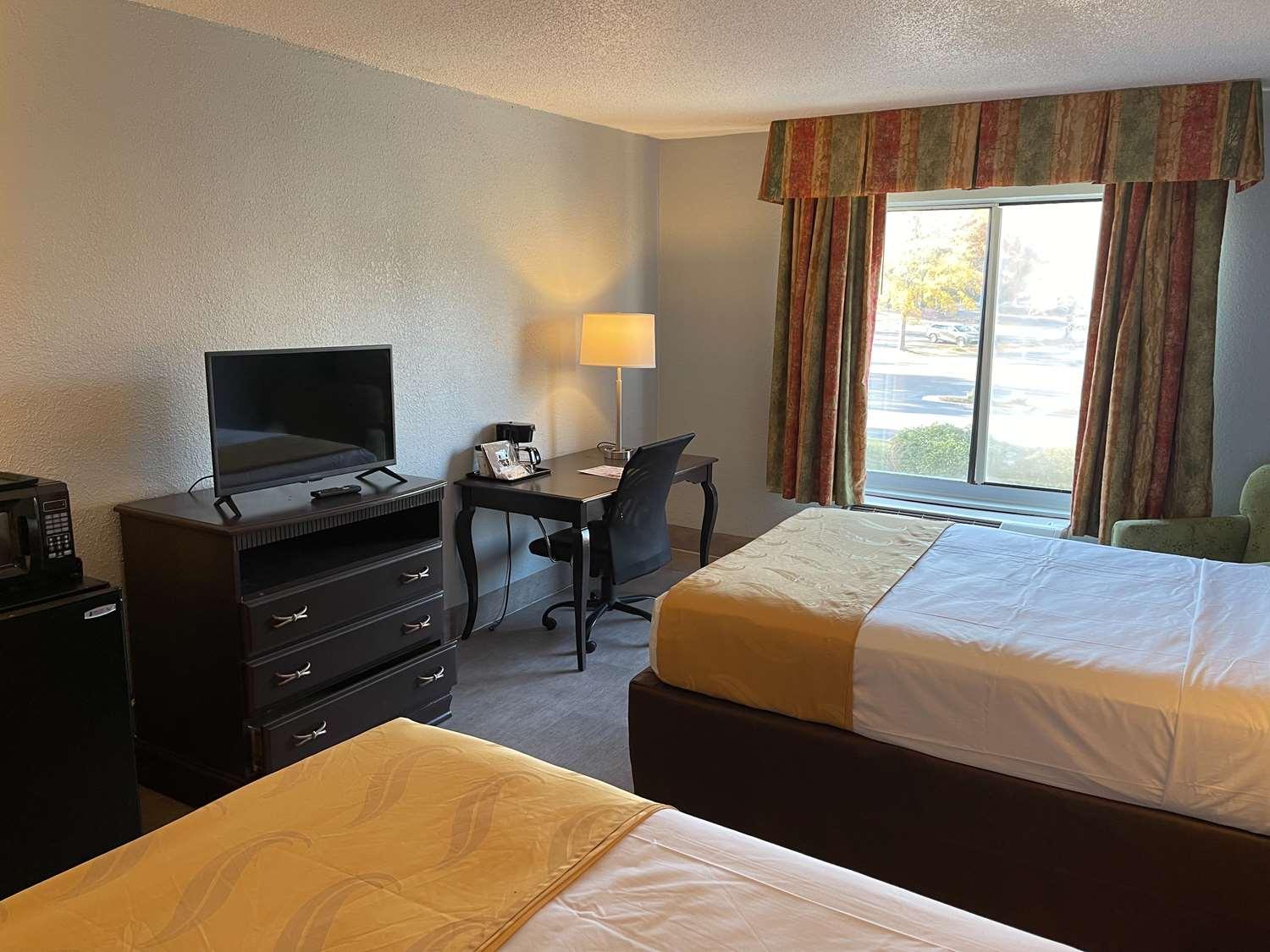 Surestay Plus Hotel By Best Western Durham Medical Center Exterior photo