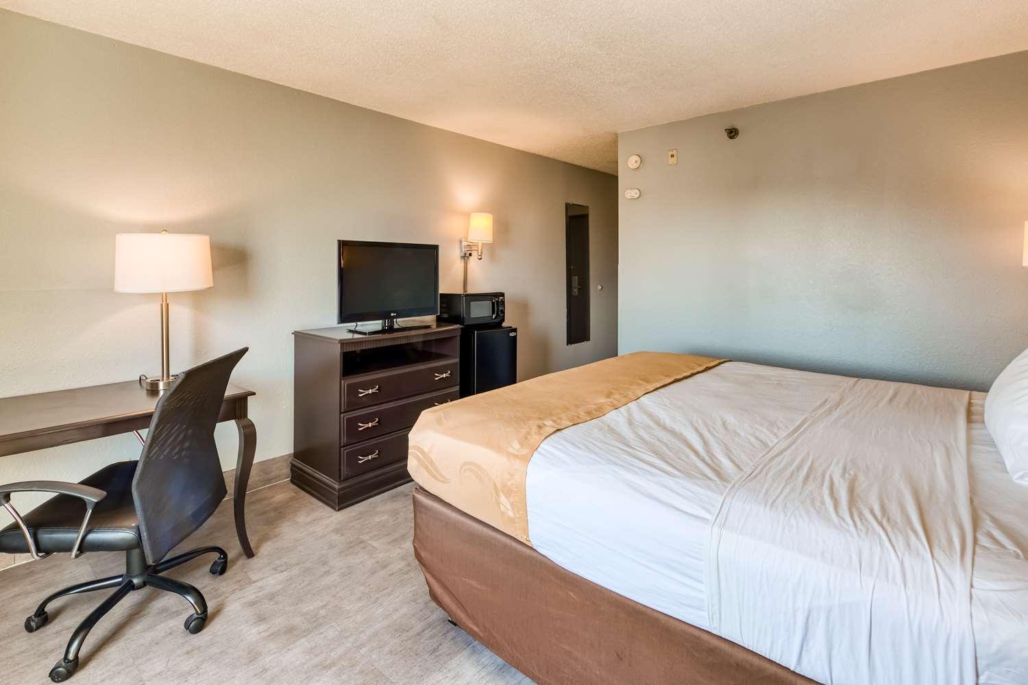 Surestay Plus Hotel By Best Western Durham Medical Center Exterior photo