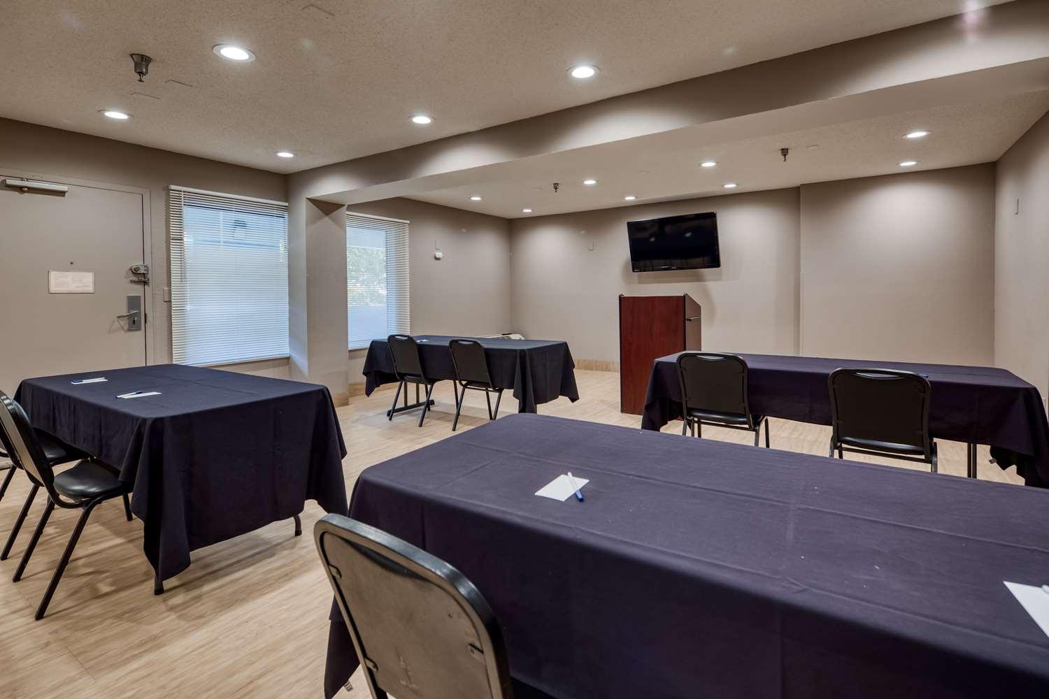 Surestay Plus Hotel By Best Western Durham Medical Center Exterior photo